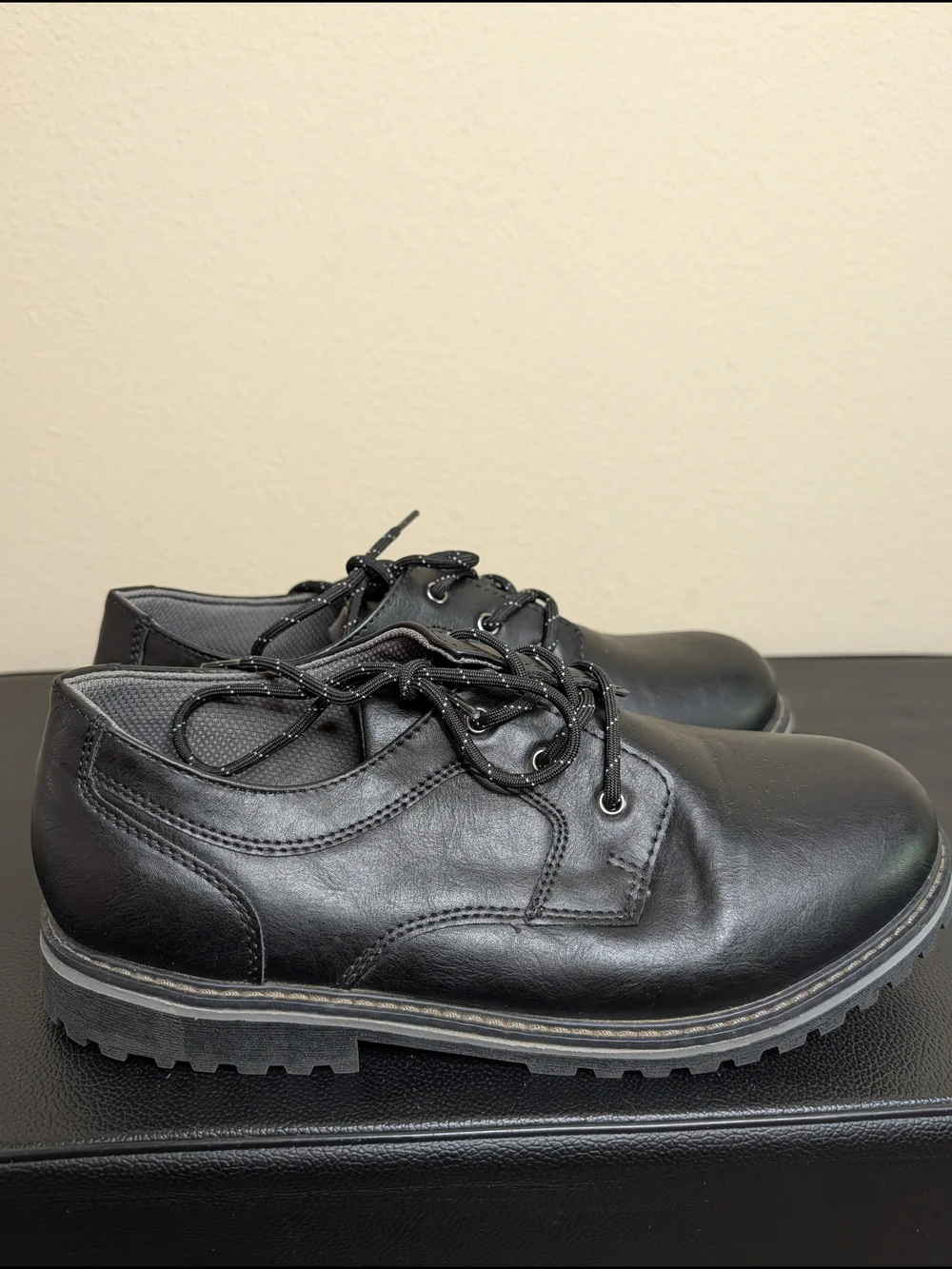 Freeman Charlie Boys' Black Lace-Up Shoes Size 7M
